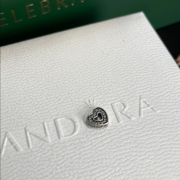 Pandora Heart Charm Silver - Picture 3 of 4